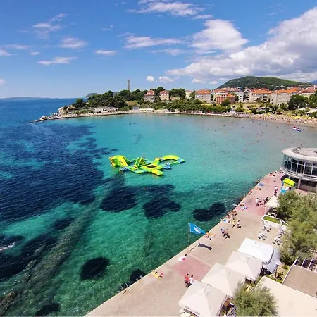 With Wifi - 12198 Apartment